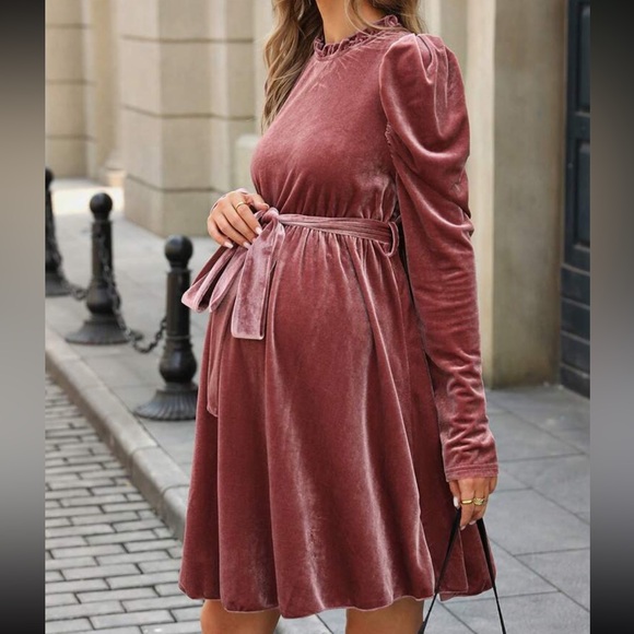 Luxe Comfy Velvet Long Sleeve Holiday Maternity Dress - Picture 3 of 6